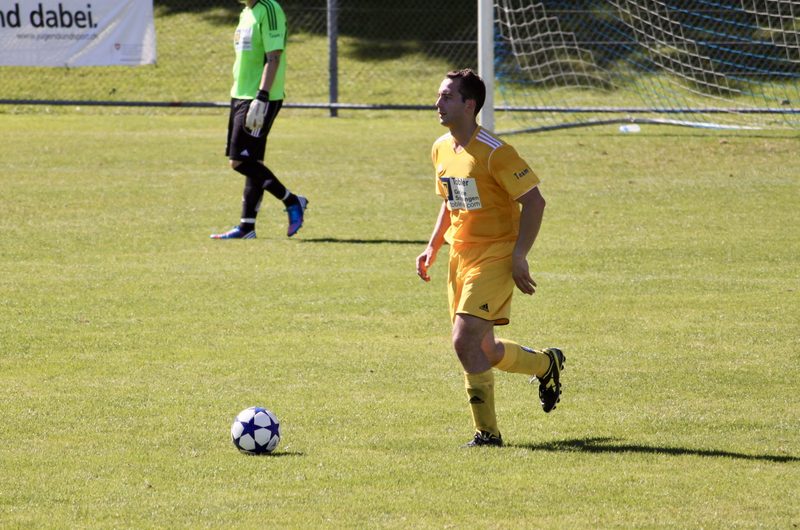 Antonio beim Fussball